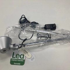 中号LED台灯书桌阅读灯